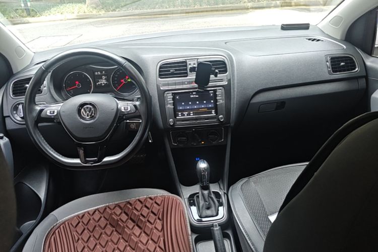 Volkswagen Polo 2017 #7 Volkswagen Polo 2017 car image #7