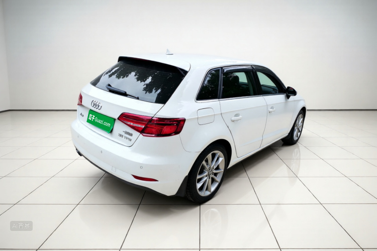 Audi A3 2018 car image #7