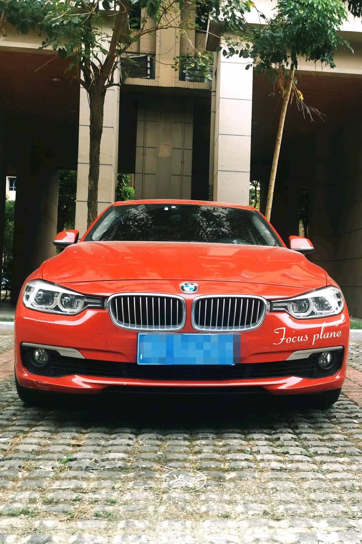 BMW 3 Series 2018 car image #2