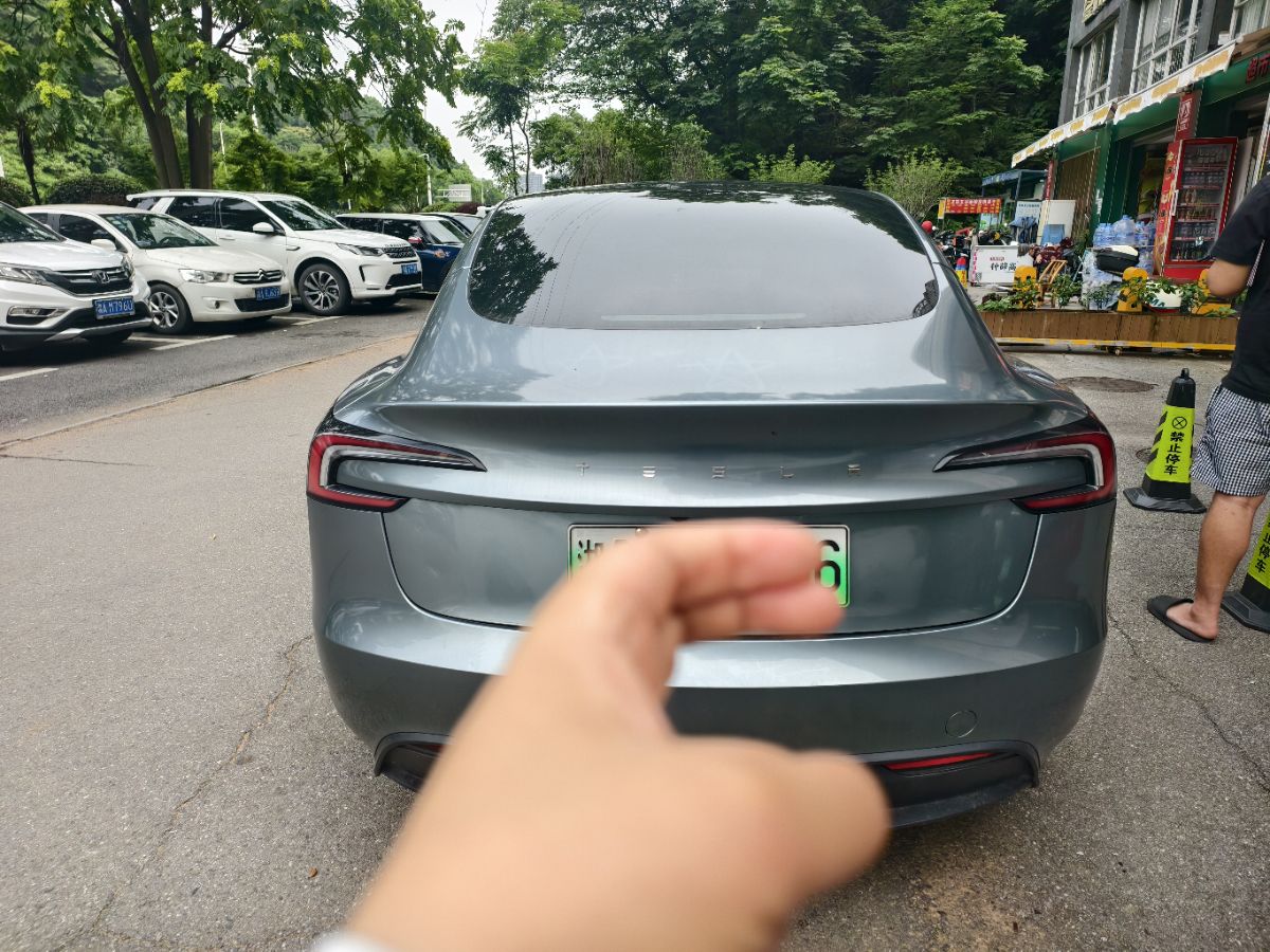 Tesla Model 3 2024 #10 Tesla Model 3 2024 car image #10
