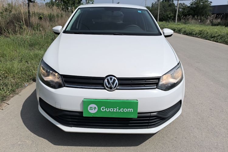 Volkswagen Polo 2017 car image #3