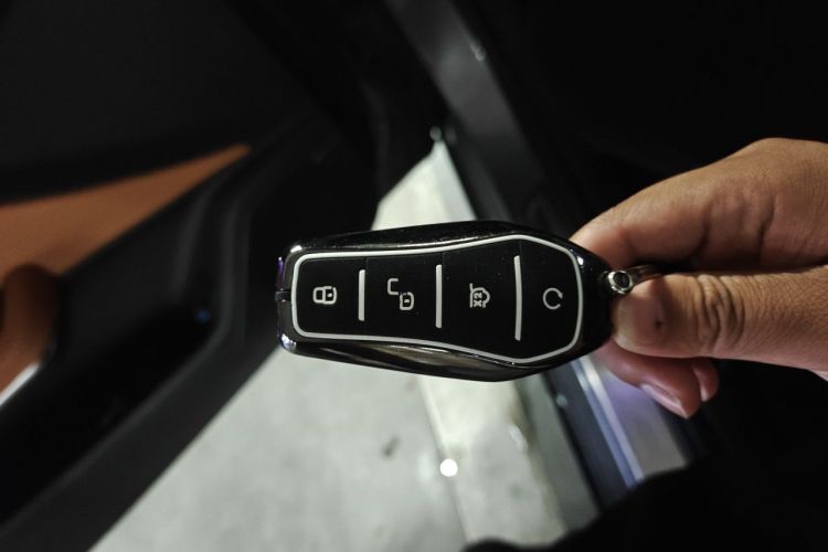 BYD Han 2022 #11 BYD Han 2022 صورة سيارة #11