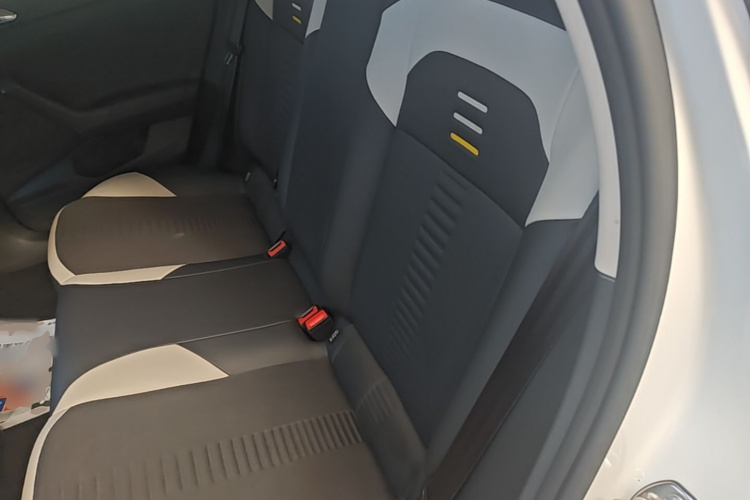 Volkswagen Polo 2021 car image #12