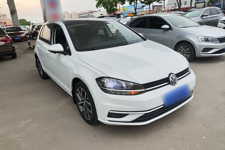 Volkswagen Golf 2020 #4 Volkswagen Golf 2020 car image #4