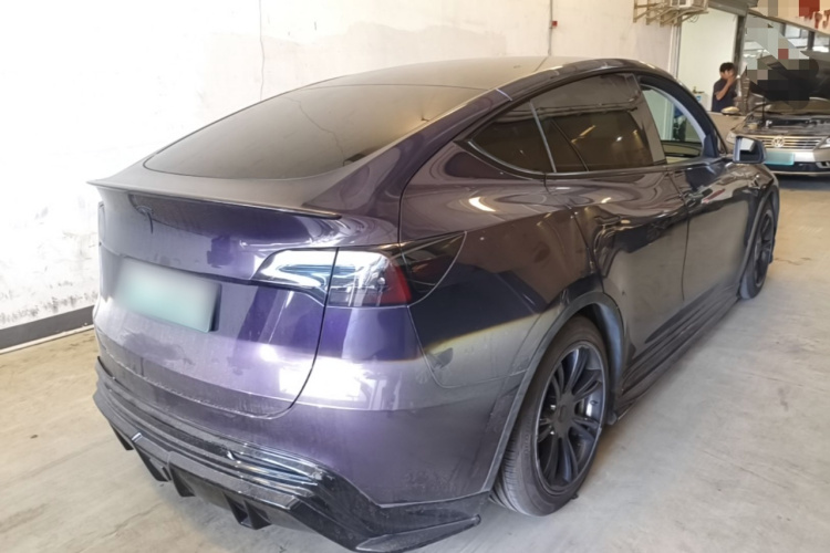 Tesla Model Y 2023 #7 Tesla Model Y 2023 car image #7