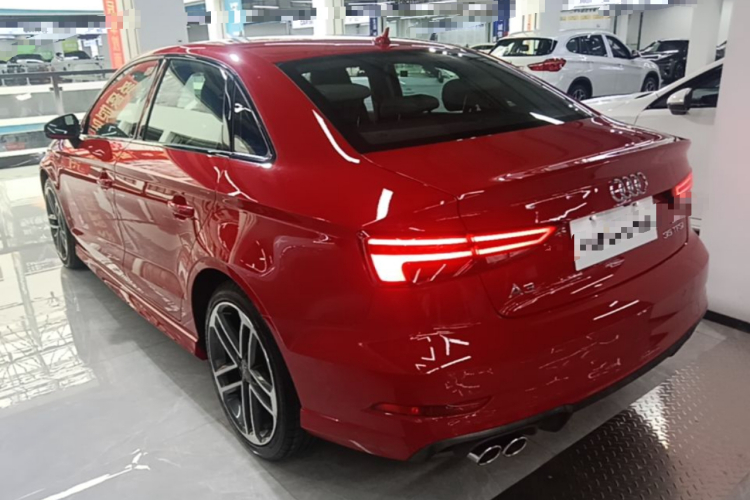Audi A3 2018 car image #5