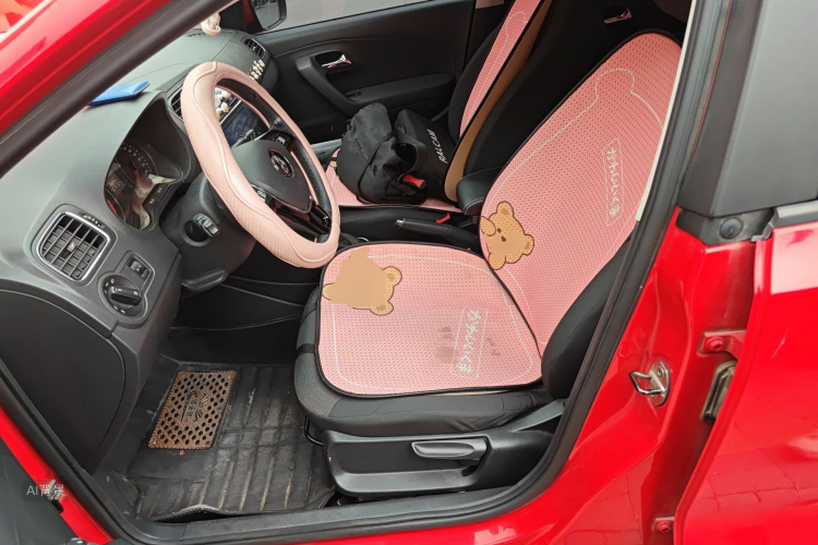 Volkswagen Polo 2018 imagem de carro #17