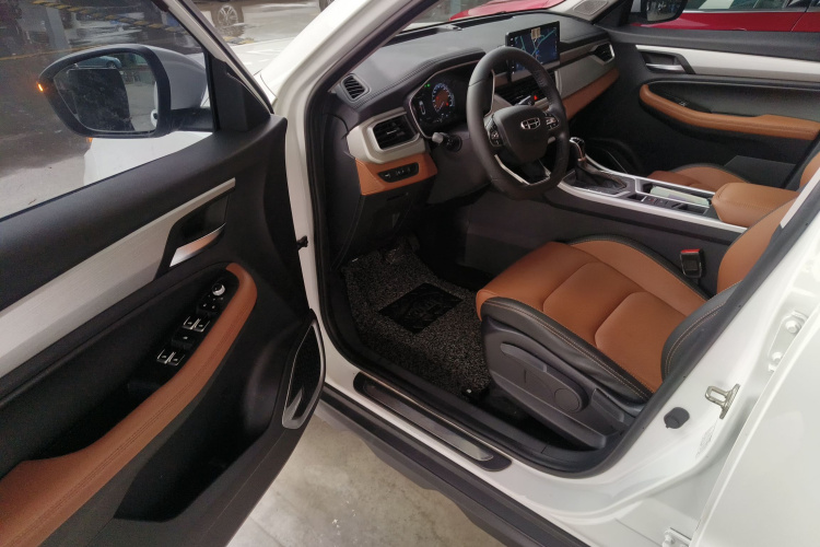 GEELY Vision X6 2020 immagine di auto #16