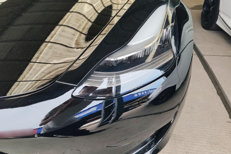 Tesla Model 3 2020 car image #23