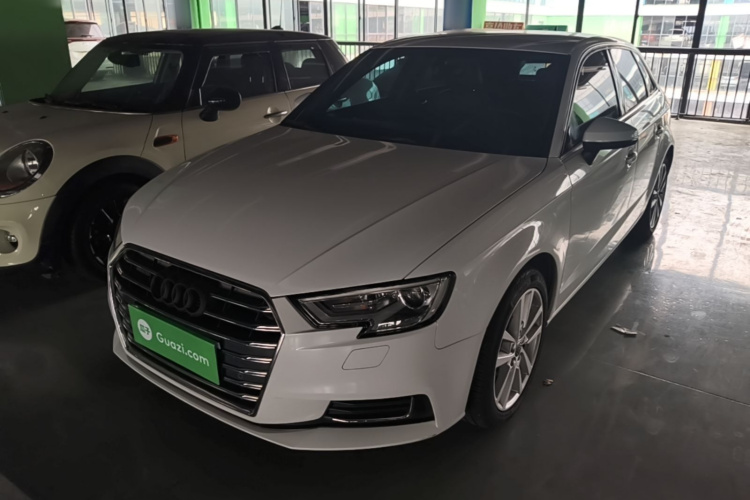 Audi A3 2019 car image #2