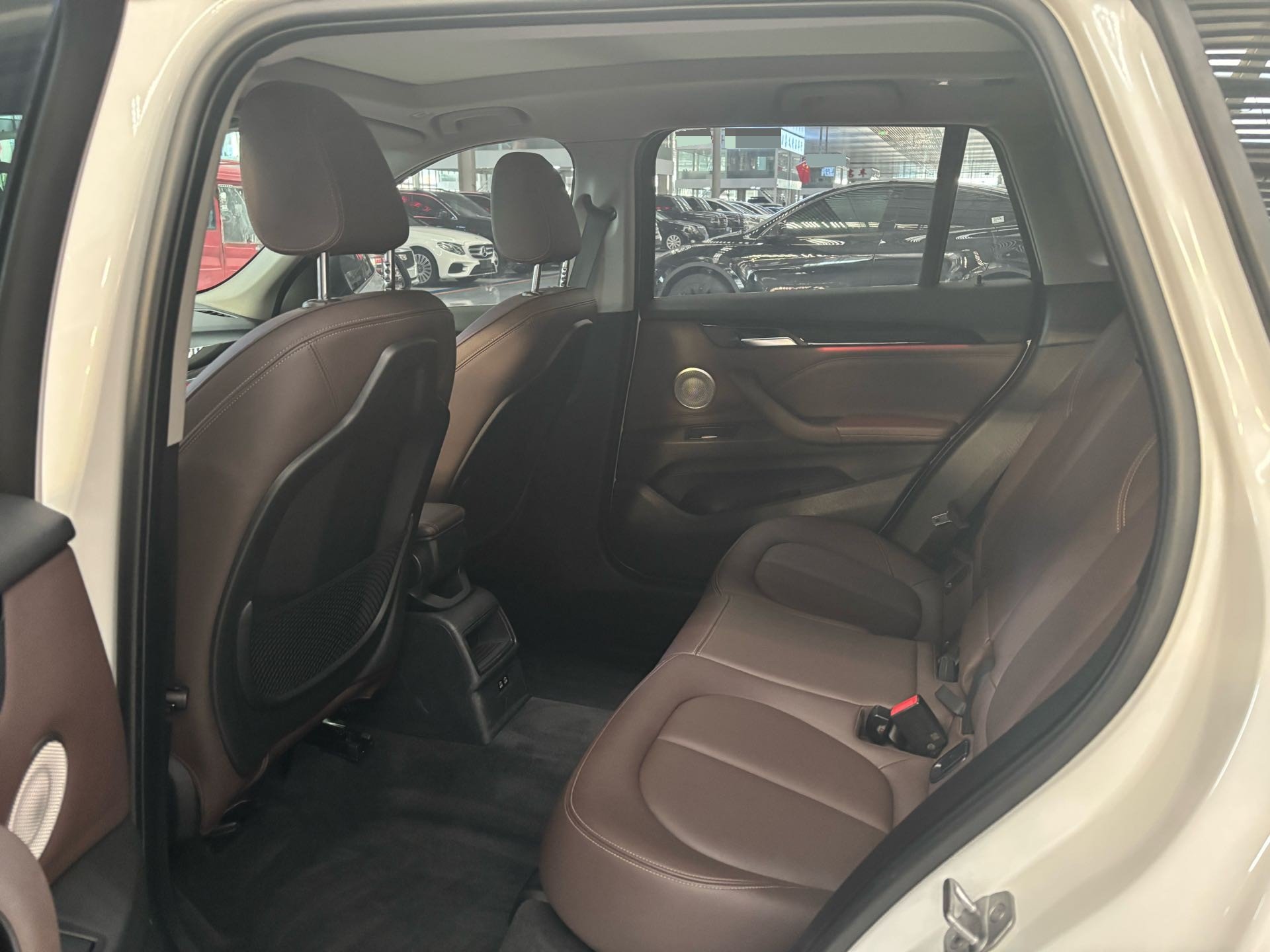 BMW X1 2023 #5 BMW X1 2023 صورة سيارة #5