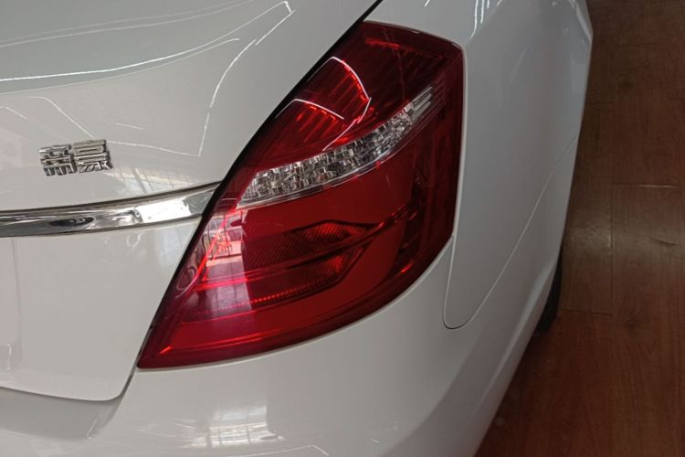GEELY Emgrand 2017 car image #8