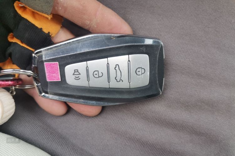 GEELY Emgrand 2025 car image #10