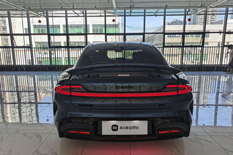 MI SU7 2024 car image #4