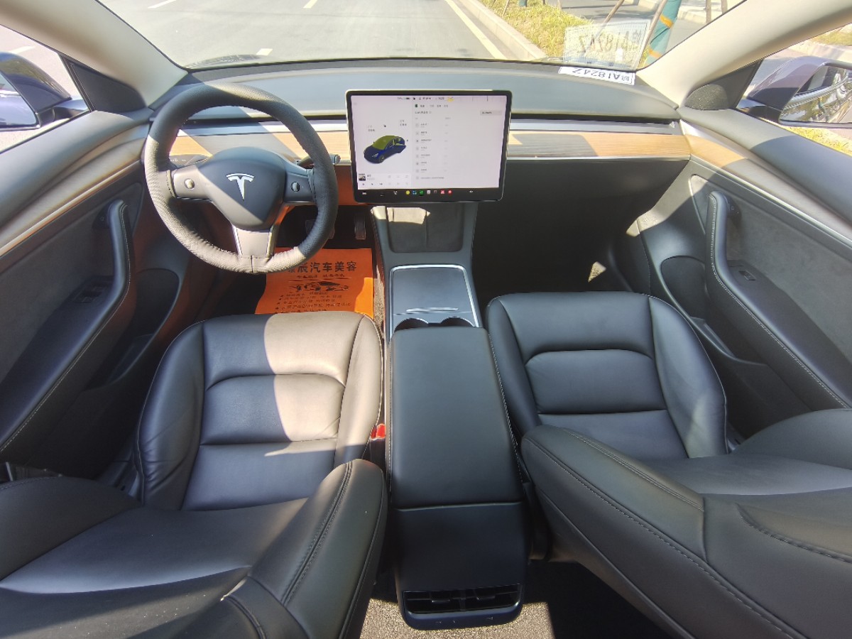 Tesla Model 3 2021 صورة سيارة #4