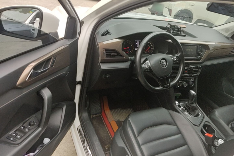 Volkswagen Tharu 2020 #16 Volkswagen Tharu 2020 car image #16