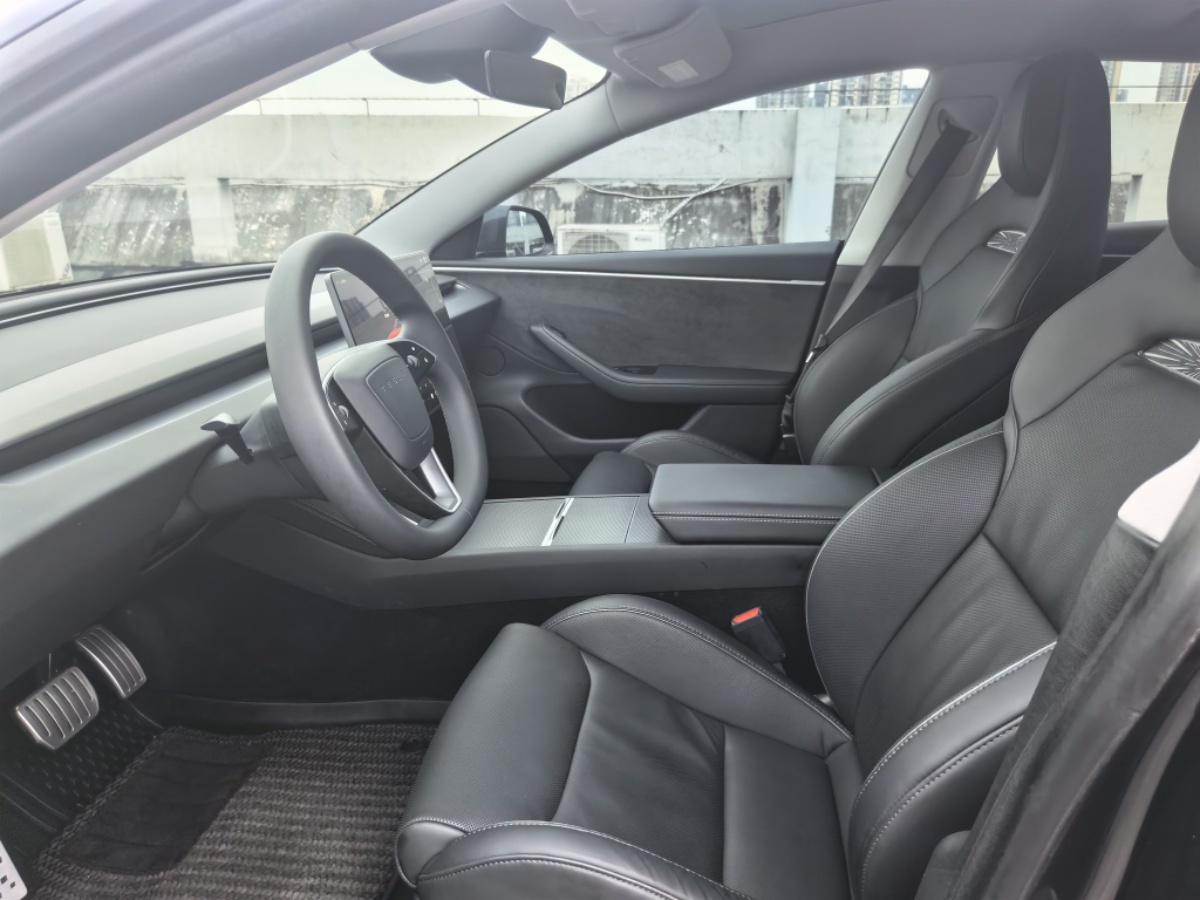 Tesla Model 3 2024 car image #7