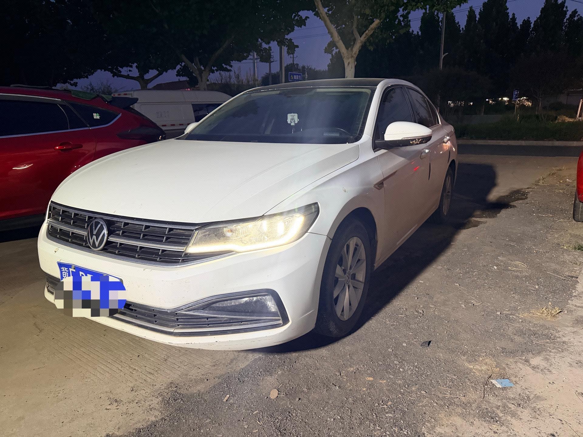 Volkswagen Bora 2021 car image 