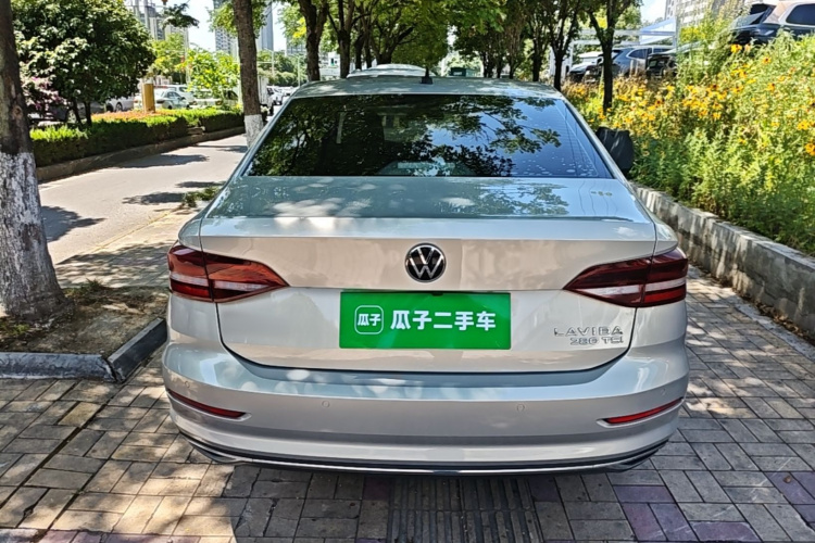 Volkswagen Lavida 2021 car image #6