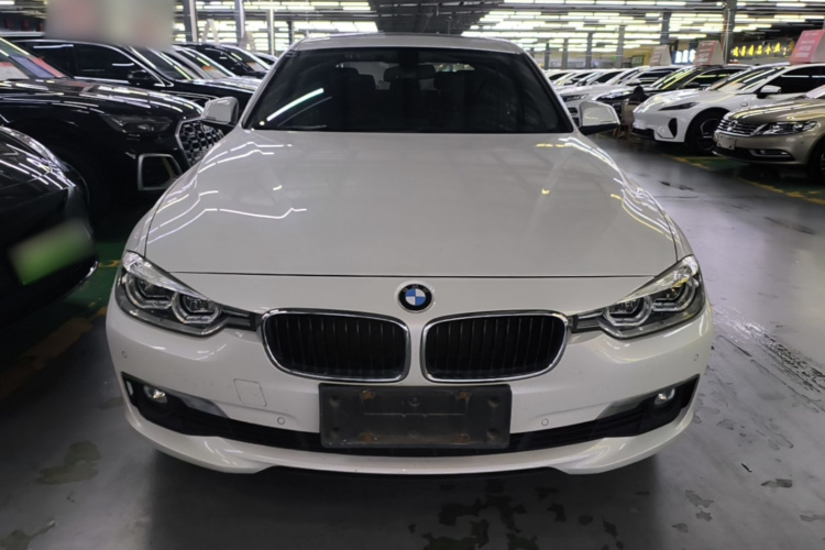 BMW 3 Series 2017 #3 BMW 3 Series 2017 car image #3