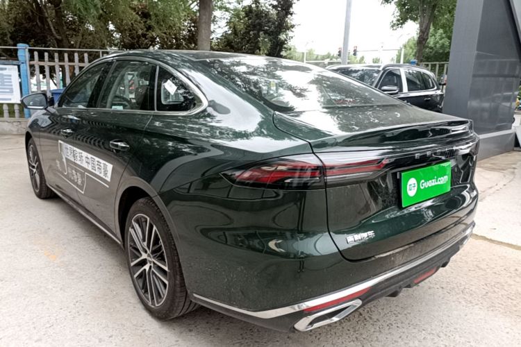 GEELY Emgrand 2025 #5 GEELY Emgrand 2025 car image #5