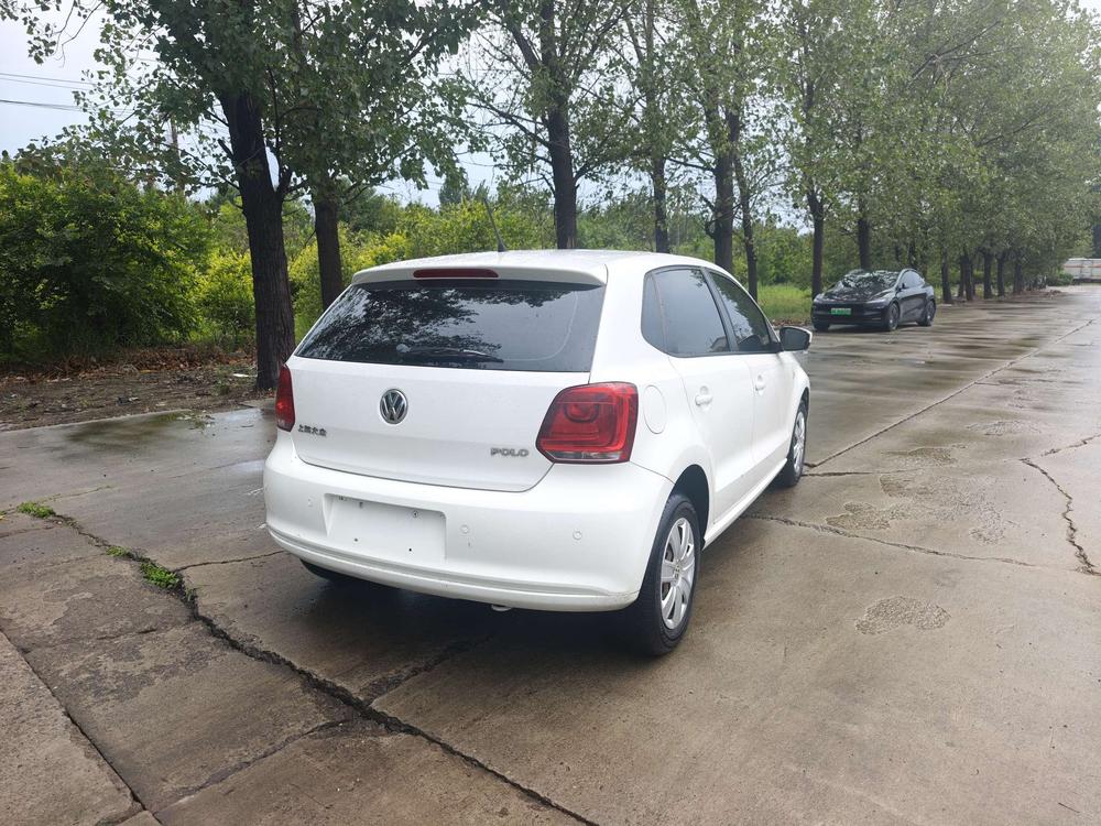 Volkswagen Polo 2013 #4 Volkswagen Polo 2013 car image #4