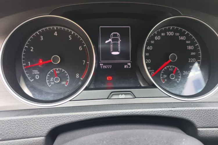 Volkswagen Golf 2015 car image #8