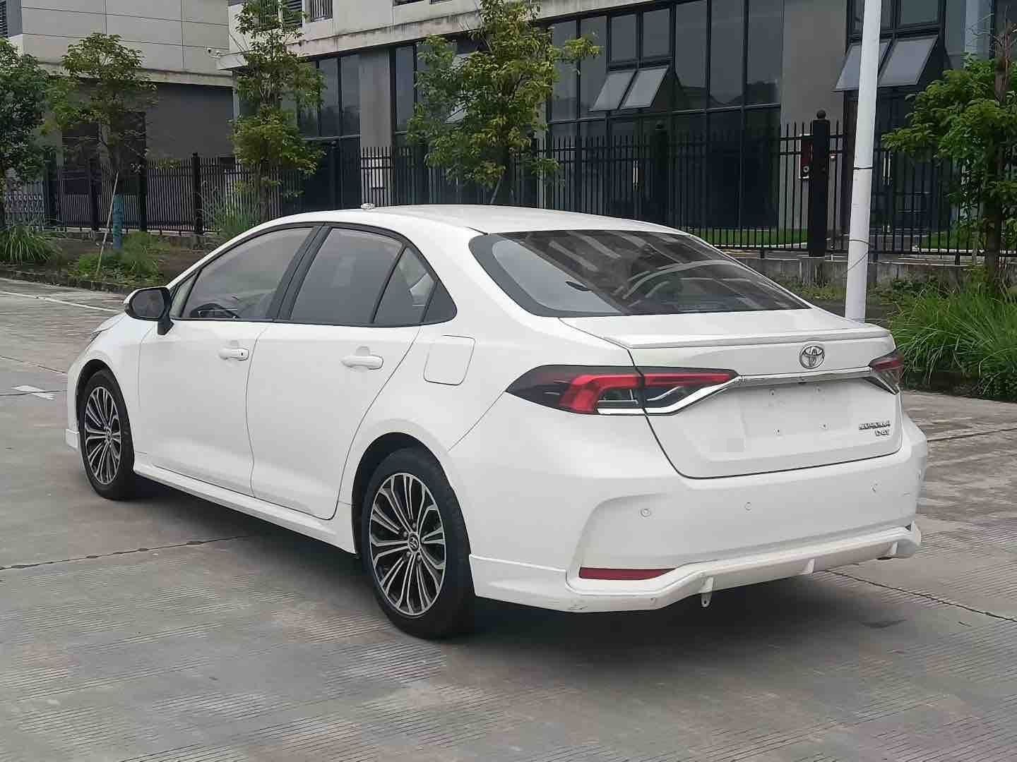 Toyota Corolla 2019 #6 Toyota Corolla 2019 صورة سيارة #6