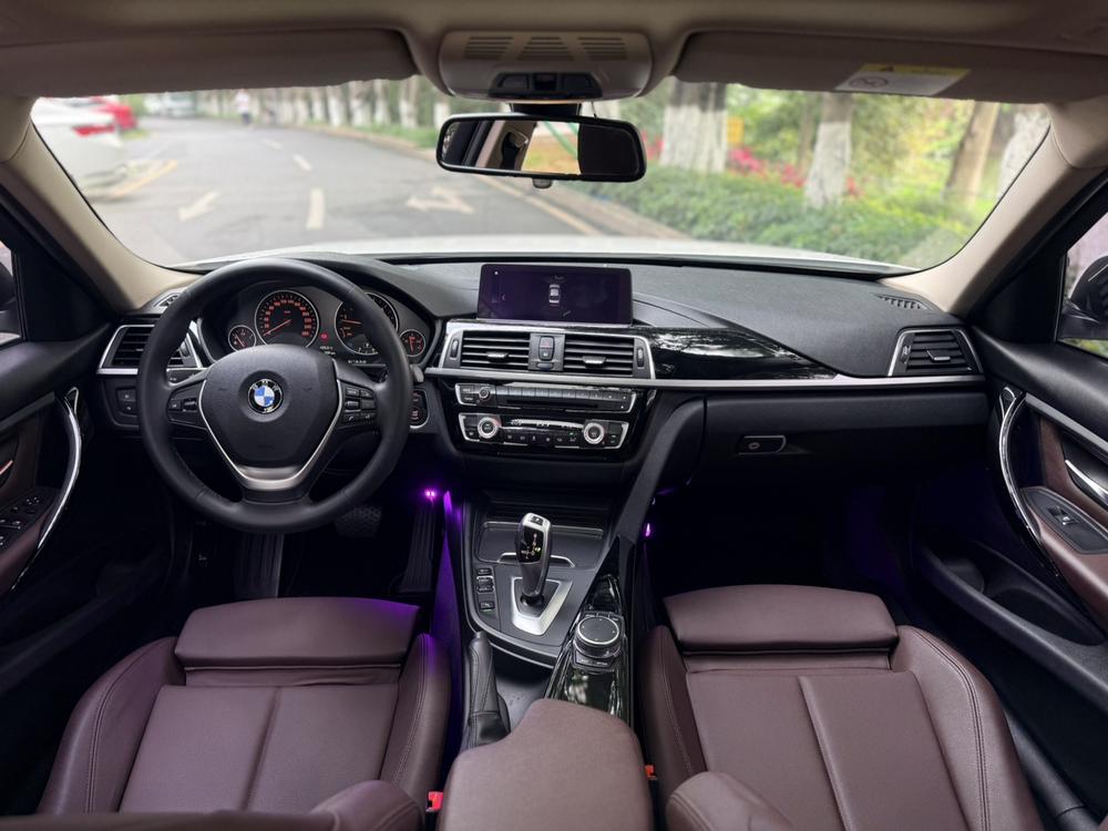 BMW 3 Series 2019 #14 BMW 3 Series 2019 car image #14