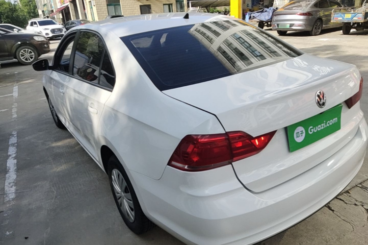 Volkswagen Santana 2018 car image #5