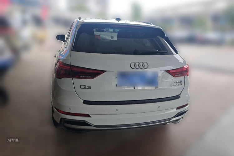 Audi Q3 2020 car image #6