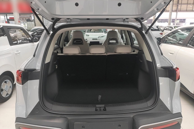 BYD YuanUP 2026 car image #21