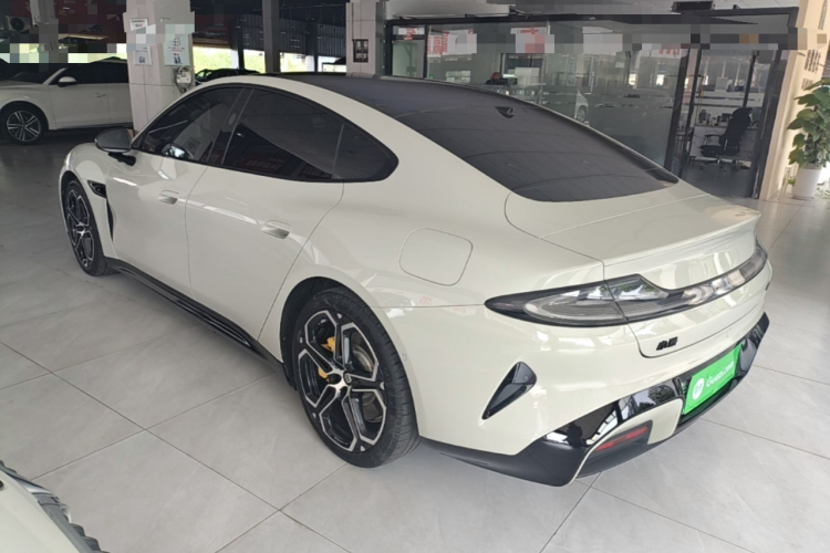 MI SU7 2025 car image #5