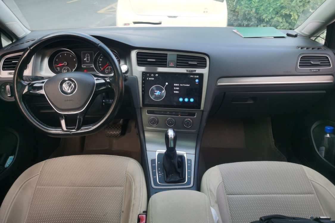 Volkswagen Golf 2015 car image #21