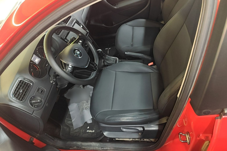 Volkswagen Polo 2016 #15 Volkswagen Polo 2016 car image #15