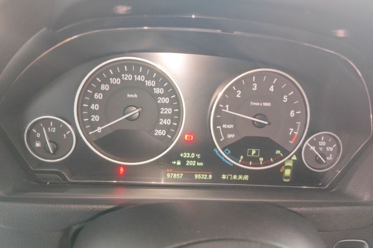 BMW 3 Series 2018 #12 BMW 3 Series 2018 car image #12