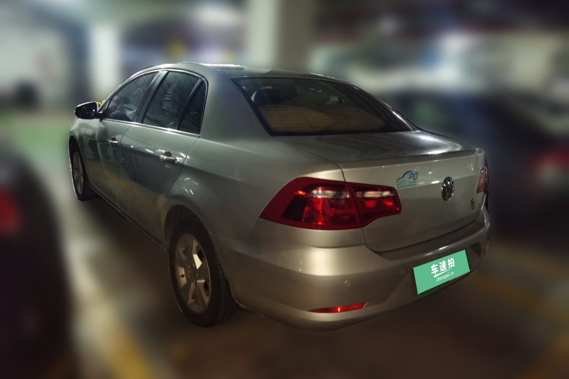 Volkswagen Bora 2014 car image #3