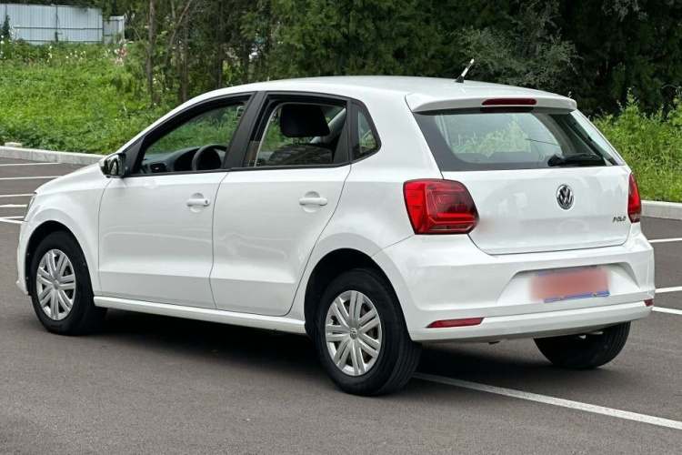 Volkswagen Polo 2018 car image #4