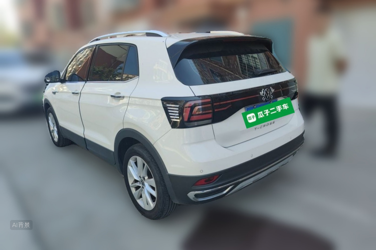 Volkswagen T-Cross 2021 immagine di auto #5