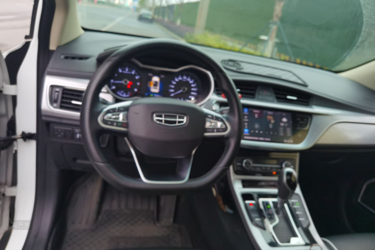 GEELY Emgrand GS 2019 car image #12