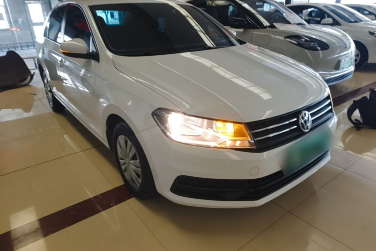 Volkswagen Santana 2017 car image #4