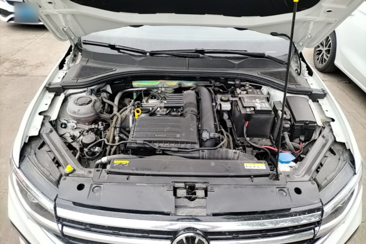Volkswagen Bora 2024 car image #20