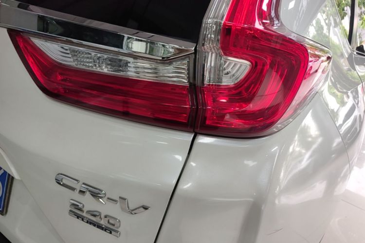 Honda CR-V 2018 car image #8
