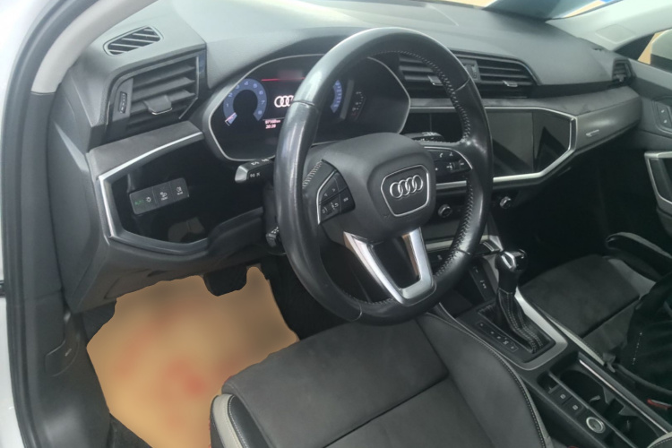 Audi Q3 2020 #10 Audi Q3 2020 car image #10