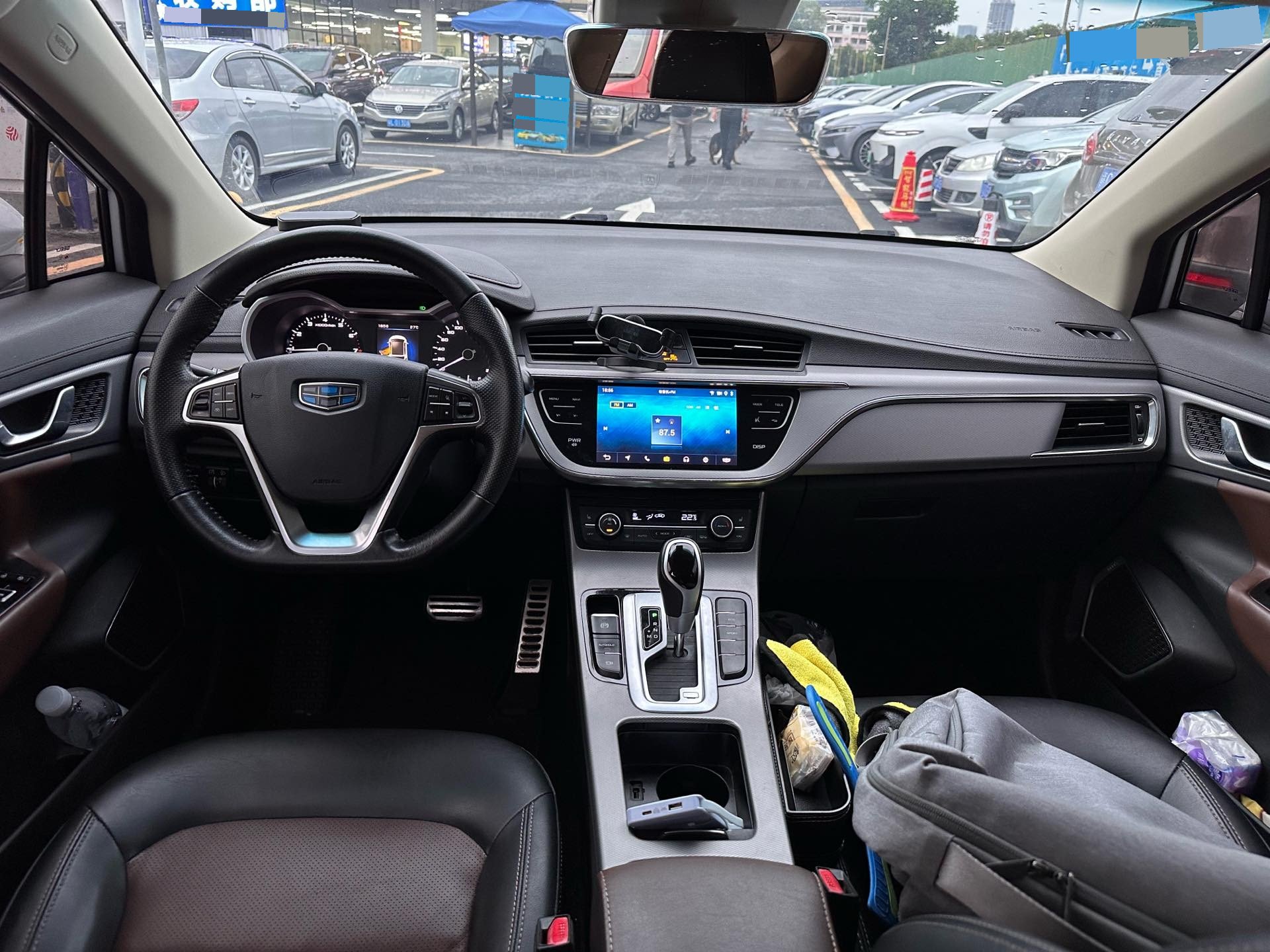 GEELY Emgrand GS 2018 car image #9