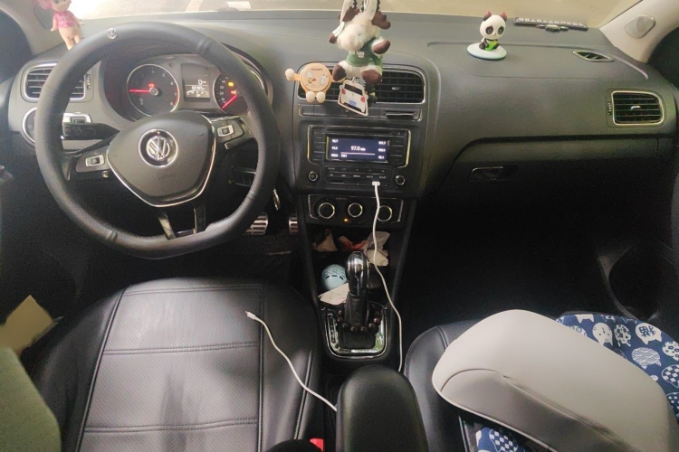 Volkswagen Polo 2016 #12 Volkswagen Polo 2016 car image #12