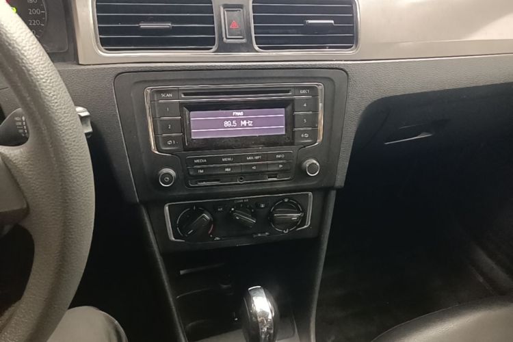 Volkswagen Santana 2016 #15 Volkswagen Santana 2016 car image #15