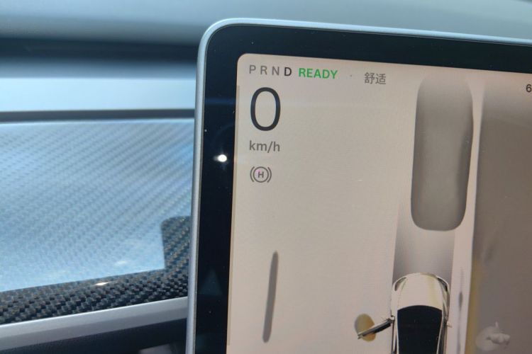 Tesla Model Y 2022 #12 Tesla Model Y 2022 car image #12
