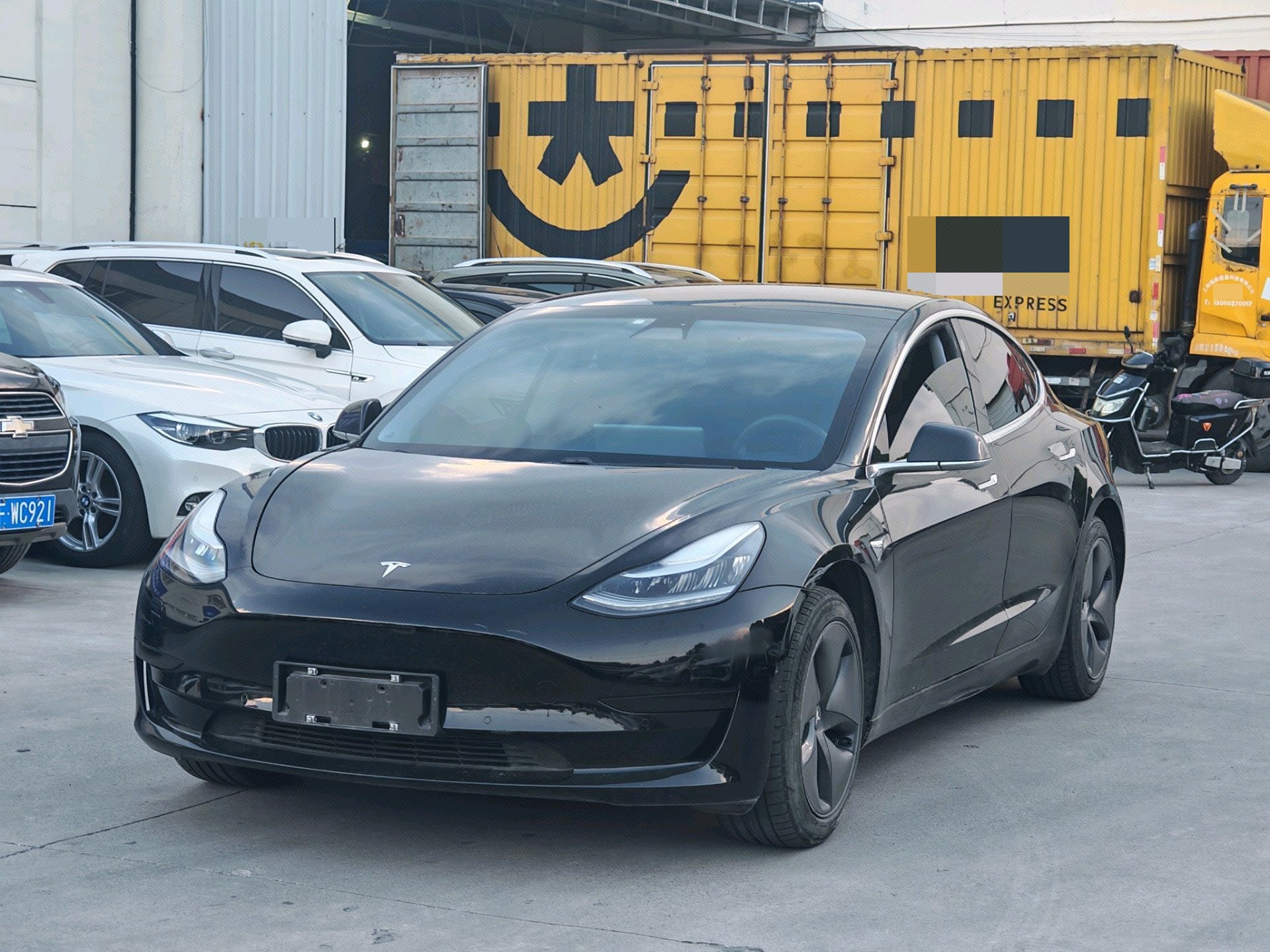 Tesla Model 3 2020 Tesla Model 3 2020 immagine di auto