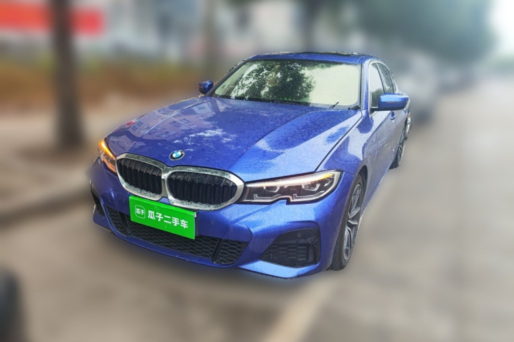 BMW 3 Series 2022 car image #2
